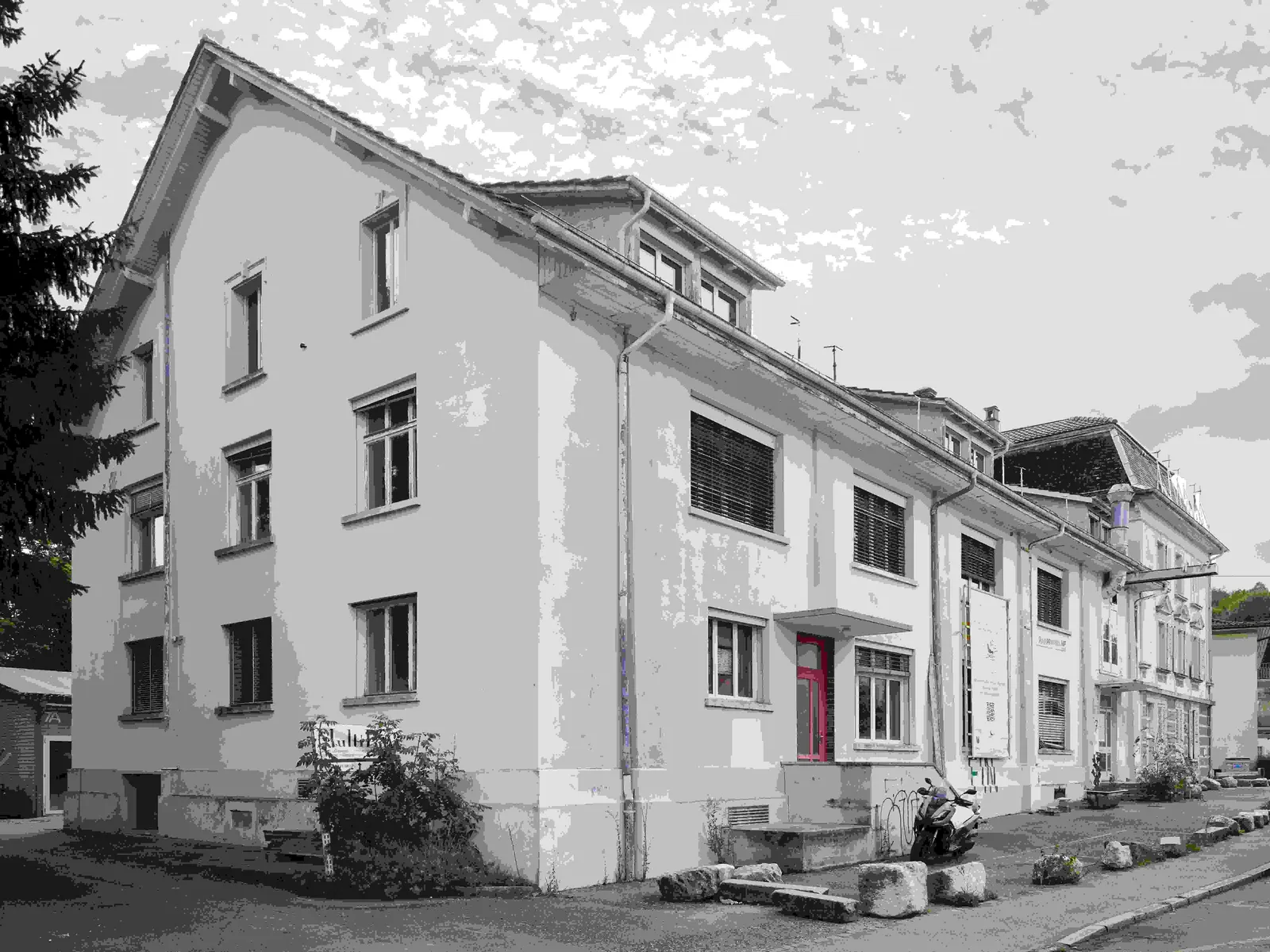 Gallery image