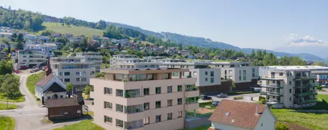 Mehrfamilienhaus Kantonsstrasse in Honau