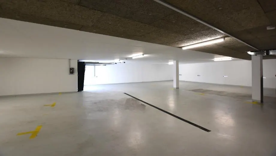 Gallery image
